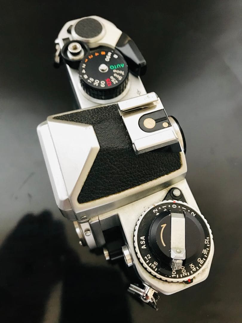 Nikon FE 一眼レフ +NIKKOR 50mm 1:1.4