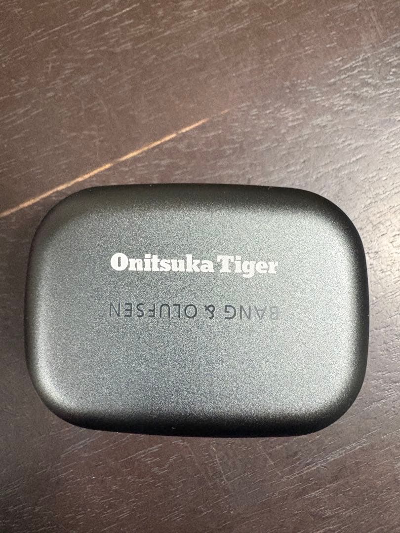 世界限定100個激レアコラボ　Bang & Olufsen BeoplayEX