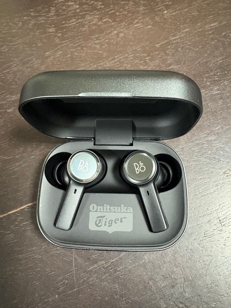 世界限定100個激レアコラボ　Bang & Olufsen BeoplayEX