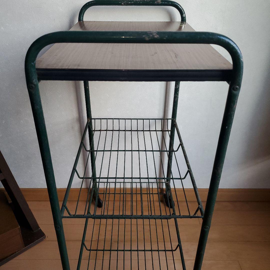 昭和レトロのラック