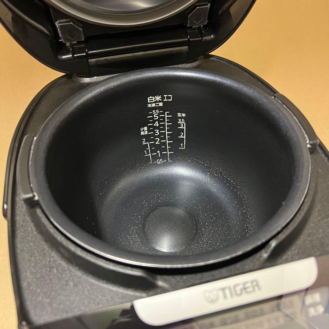 【中古・美品】タイガー 「炊きたて」IH炊飯器 5.5合炊き JPW-H100