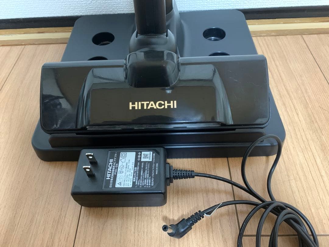 日立PV-BL2H 2022 LEDライト付きコードレスクリーナー