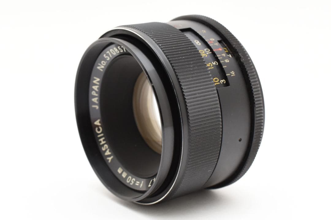 ◎フレア◎YASHICA YASHINON-DX 50mm F1.7 Y077