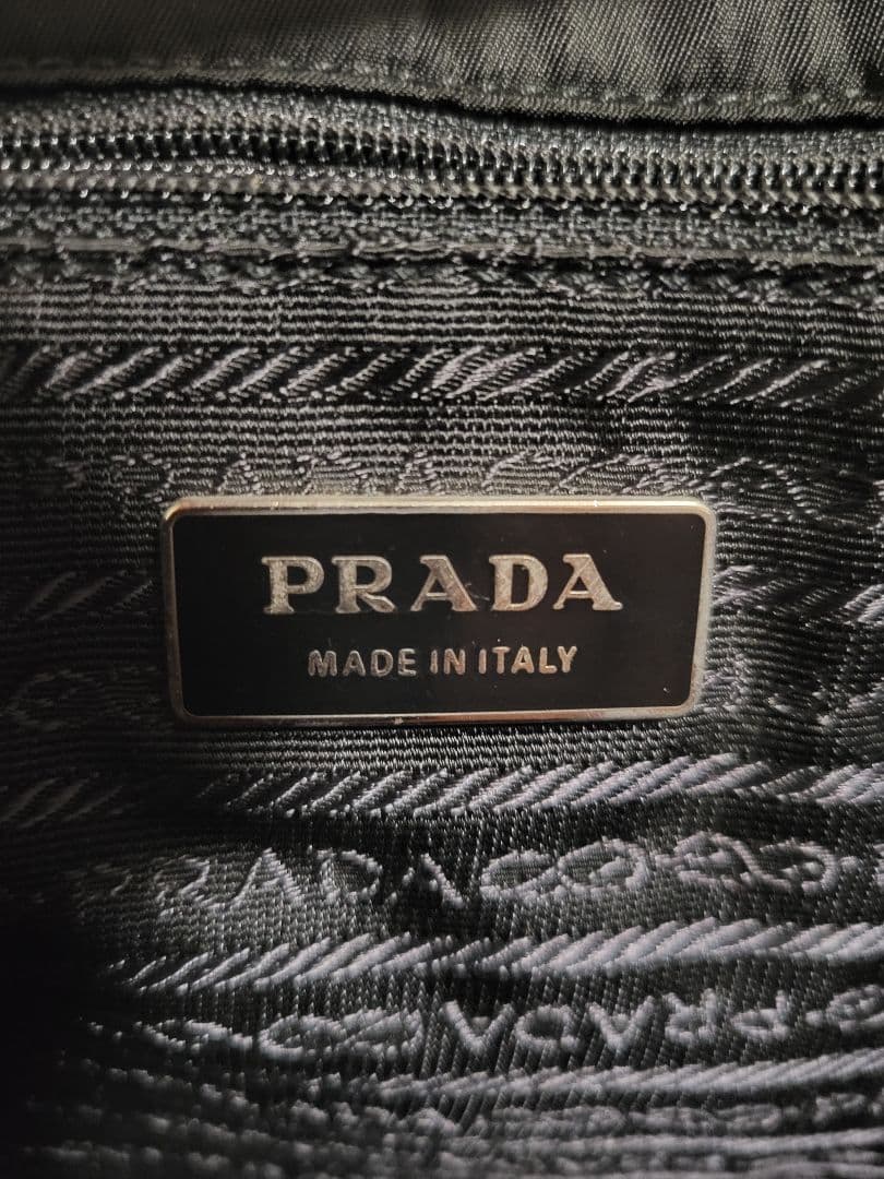 【PRADA】ナイロン　トートバッグ　ブラック　BN0678