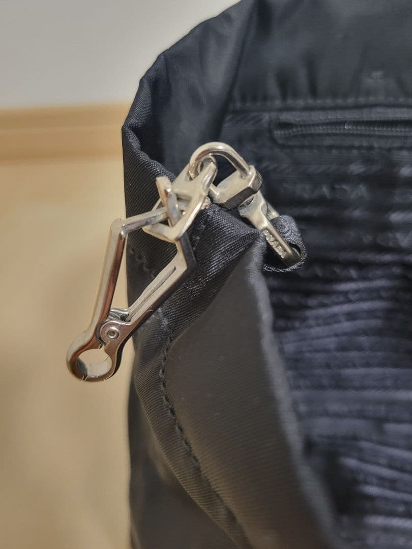 【PRADA】ナイロン　トートバッグ　ブラック　BN0678