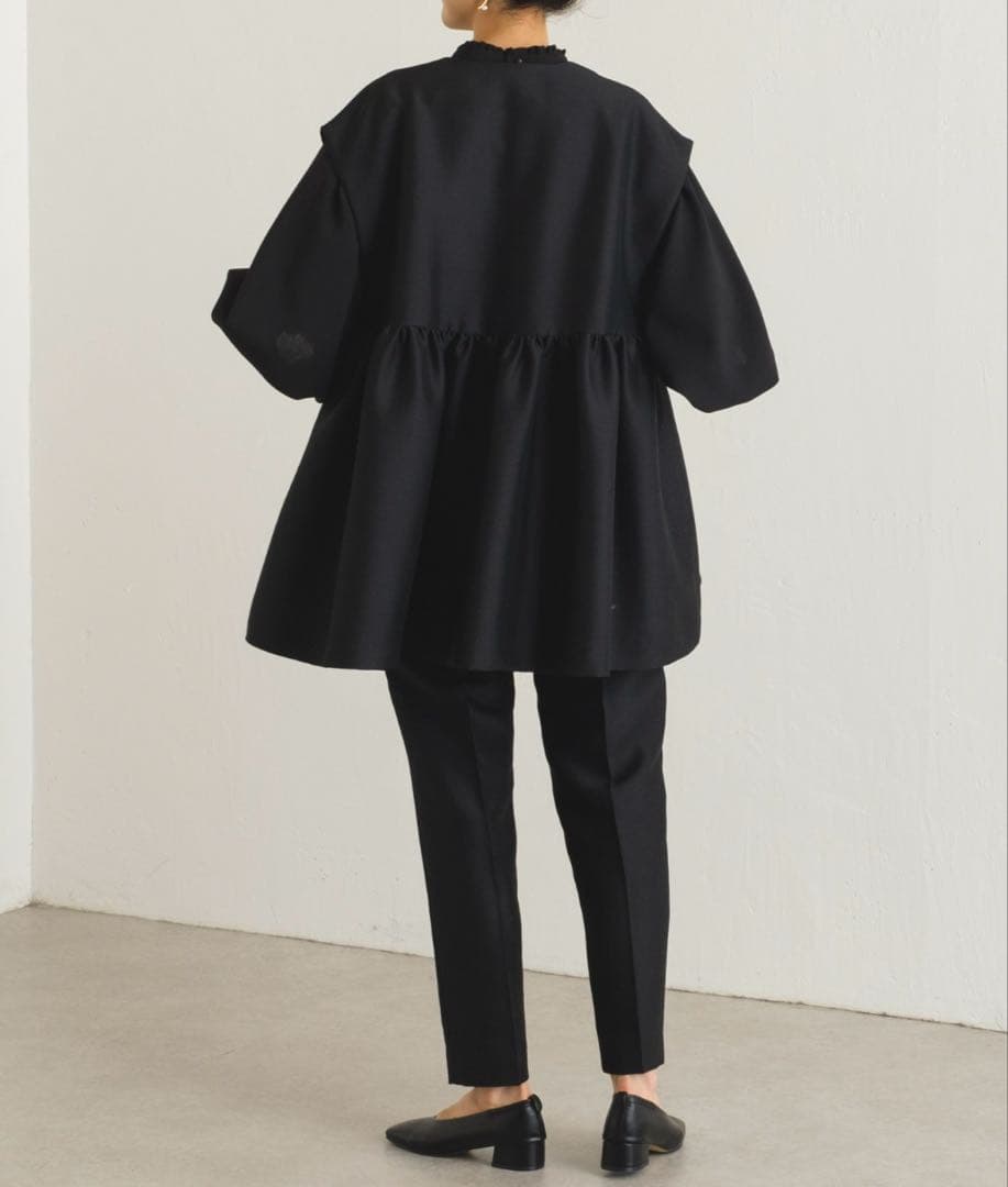 BEARDSLEY ペプラムギャザージレ ブラック フリーサイズ