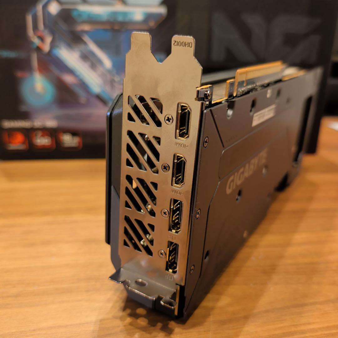 グラフィックボード・グラボ・ビデオカード GIGABYTE Radeon RX9070XT GAMING OC 16G