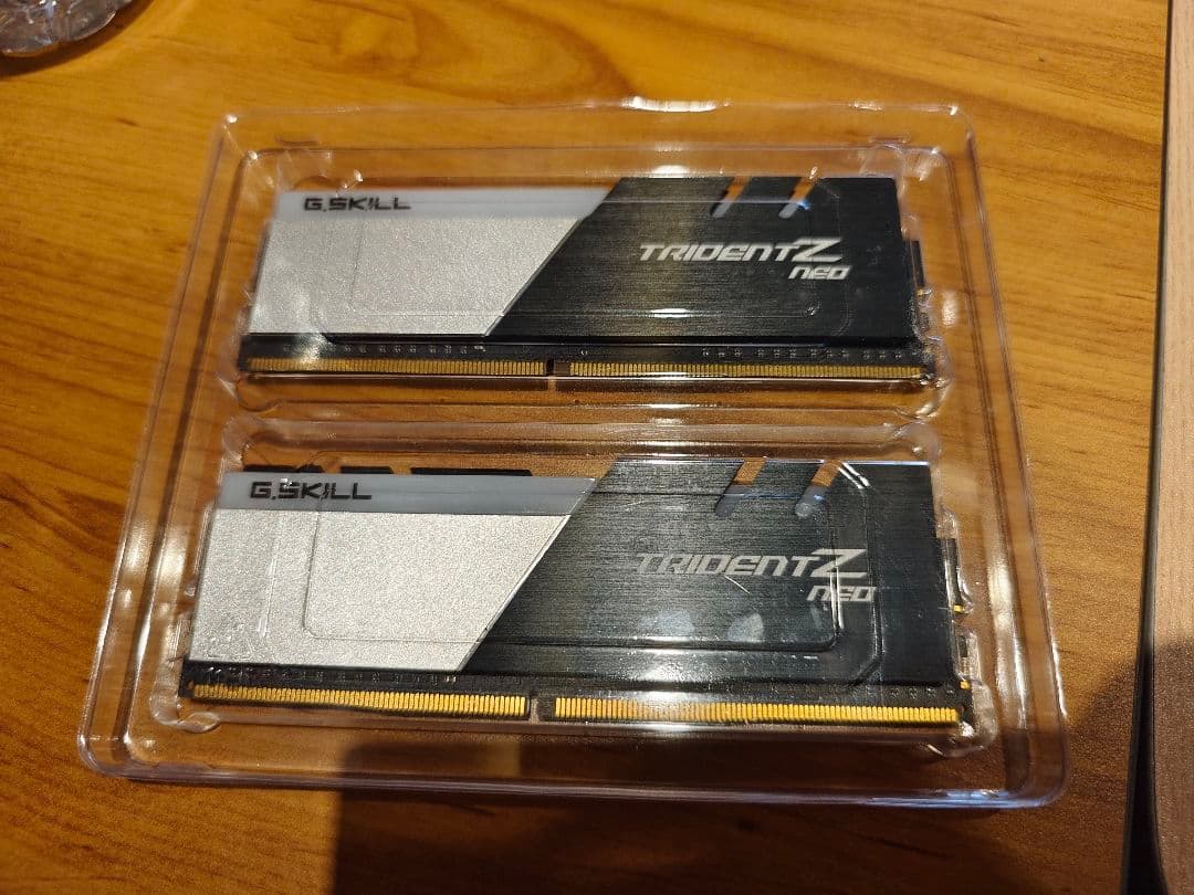 G.SKILL Trident Z DDR4 pcメモリ (16GB×2枚)