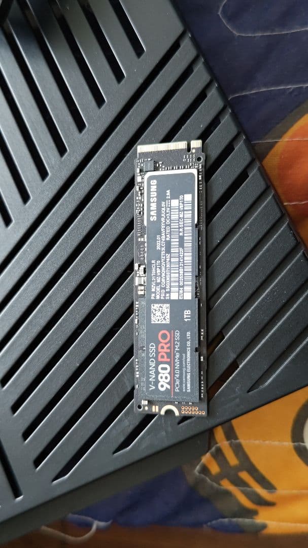 内蔵型SSD Samsung 980 PRO 1TB NVMe SSD