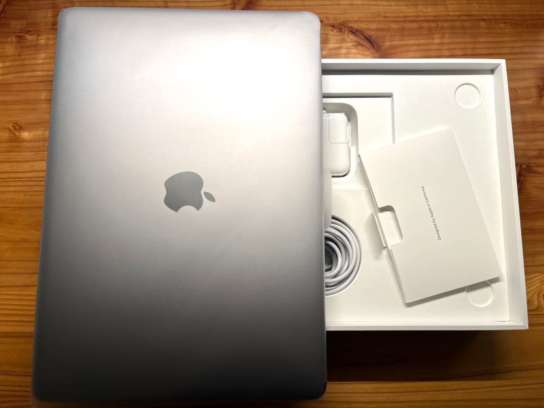 【美品】M1 MacBookAir 16GB 1TB 13インチ スペースグレイ