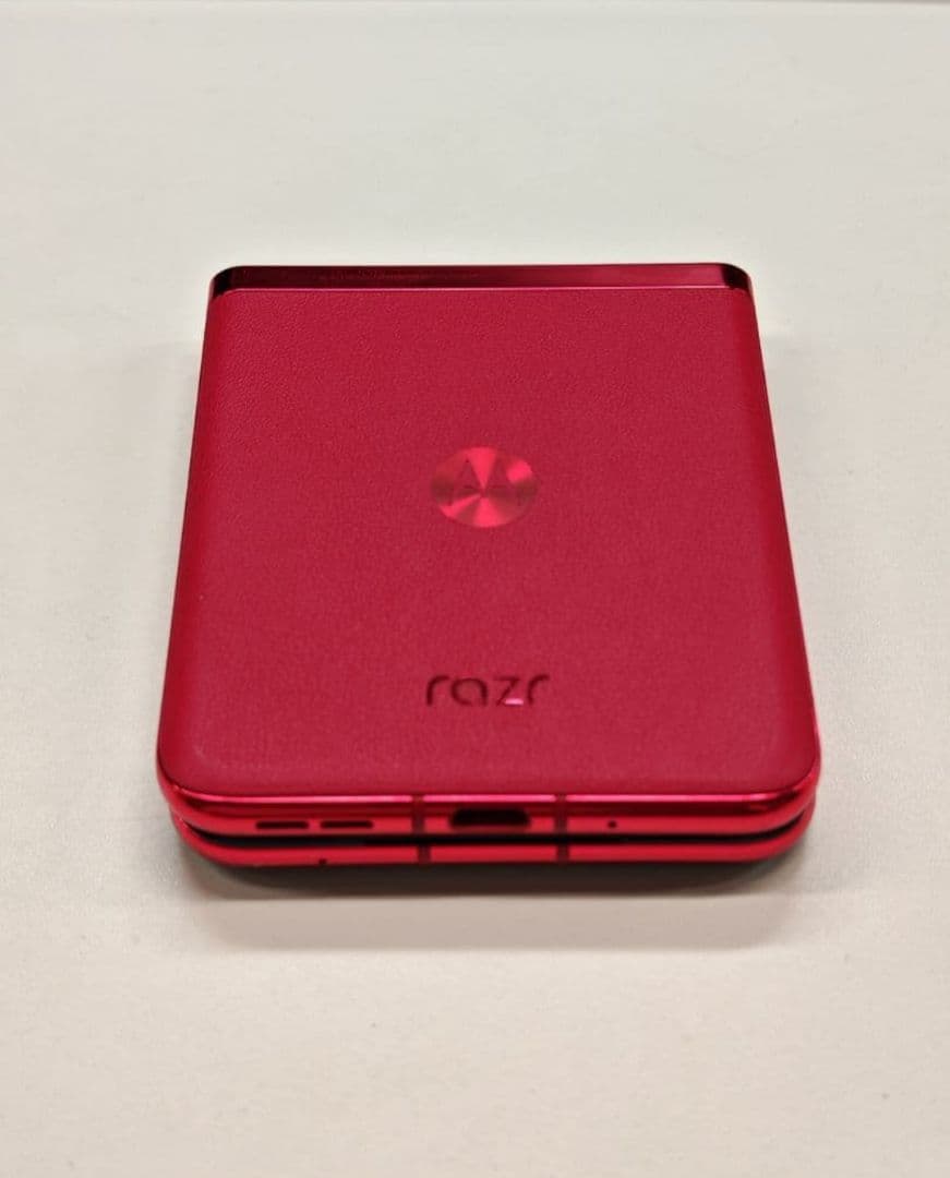motorola razr 40 ultra /512GB /台湾グローバル版