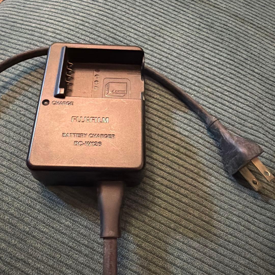 FUJIFILM XT20 ミラーレス一眼 カメラ