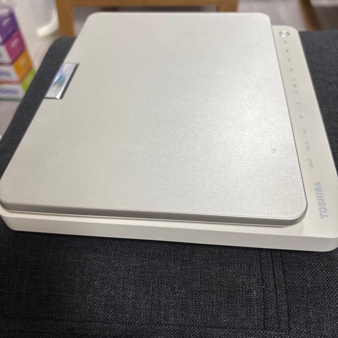 東芝　ポータブルプレーレイレコーダーSD-BP900s