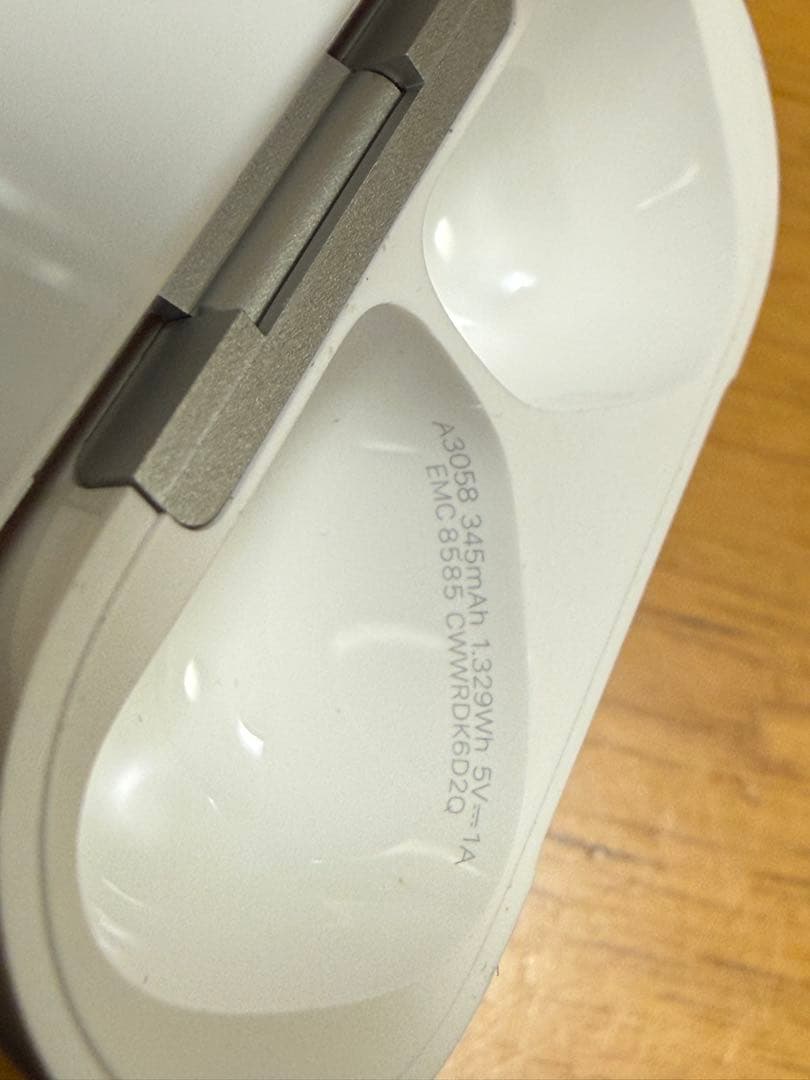 【正規品】AirPods 4 （ノイズキャンセリング非搭載モデル）