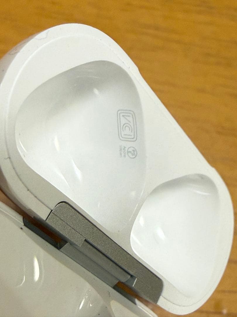 【正規品】AirPods 4 （ノイズキャンセリング非搭載モデル）