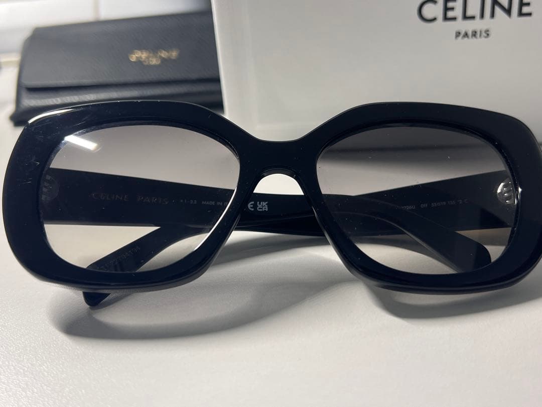 CELINE トリオンフ 06 サングラス / アセテート／ケース付き