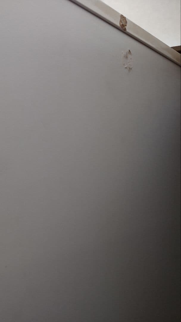 ホワイト スリットデザイン扉 収納タンス