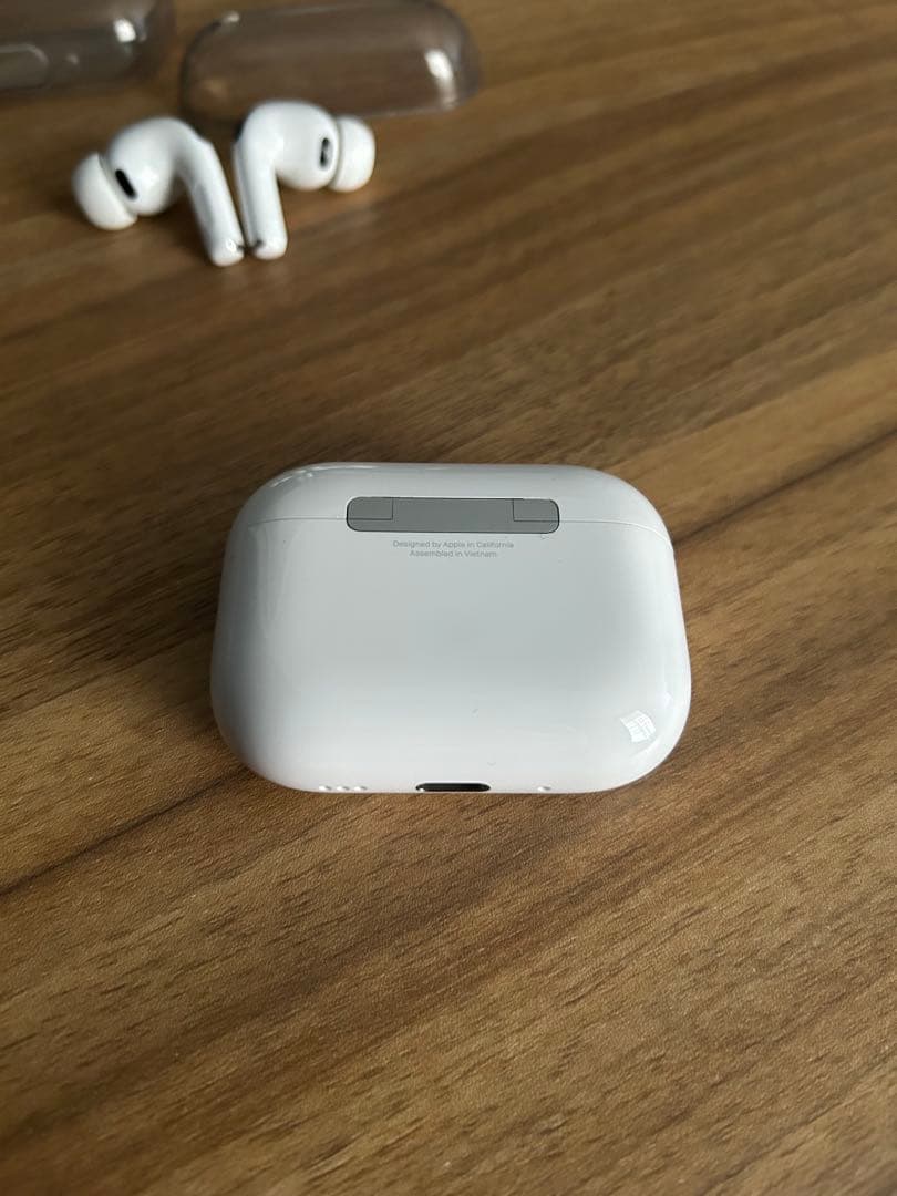 【美品】Apple AirPods Pro3 第3世代　日本製ケース付き