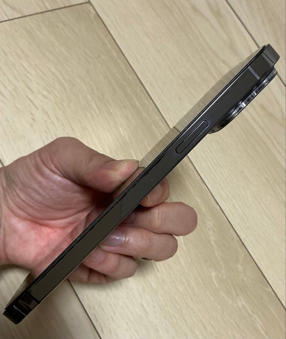 美品 iPhone13ProMax 256GBグラファイト　SIMフリー版