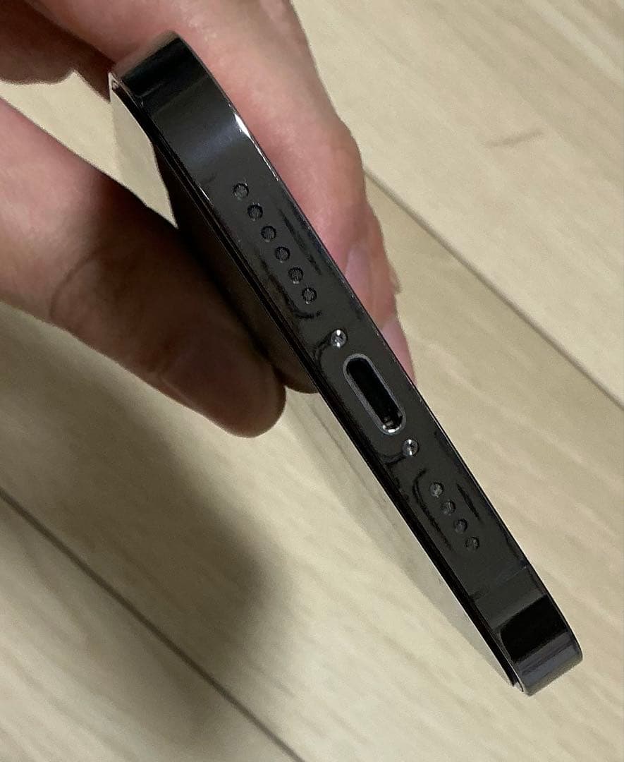 美品 iPhone13ProMax 256GBグラファイト　SIMフリー版