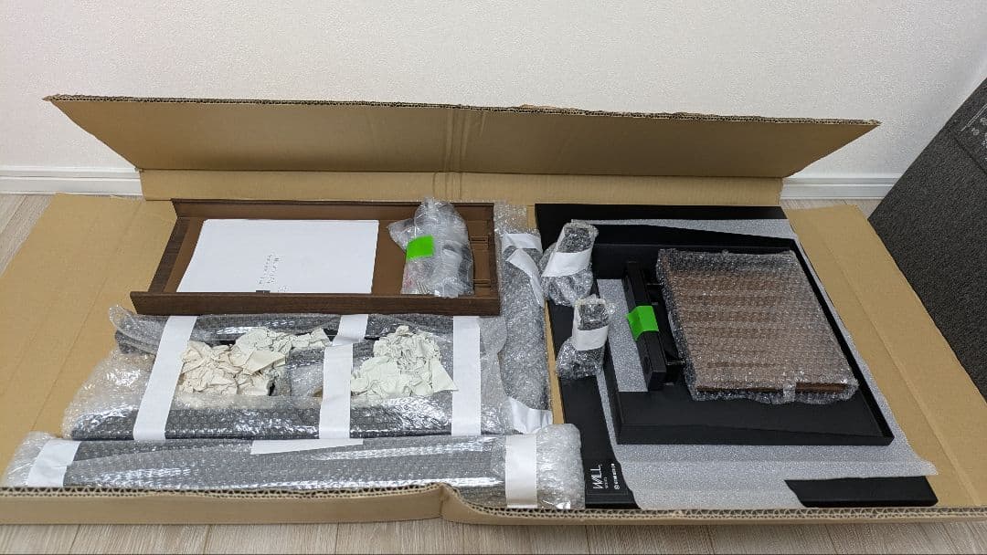 WALL 壁寄せ テレビスタンド V2 ロータイプ 32型～60型対応