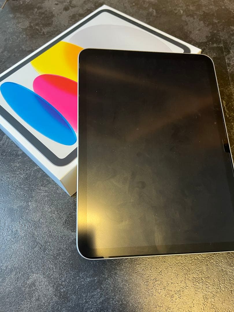 【未使用に近い】iPad A16 第11世代 Wi-Fi 128GB シルバー