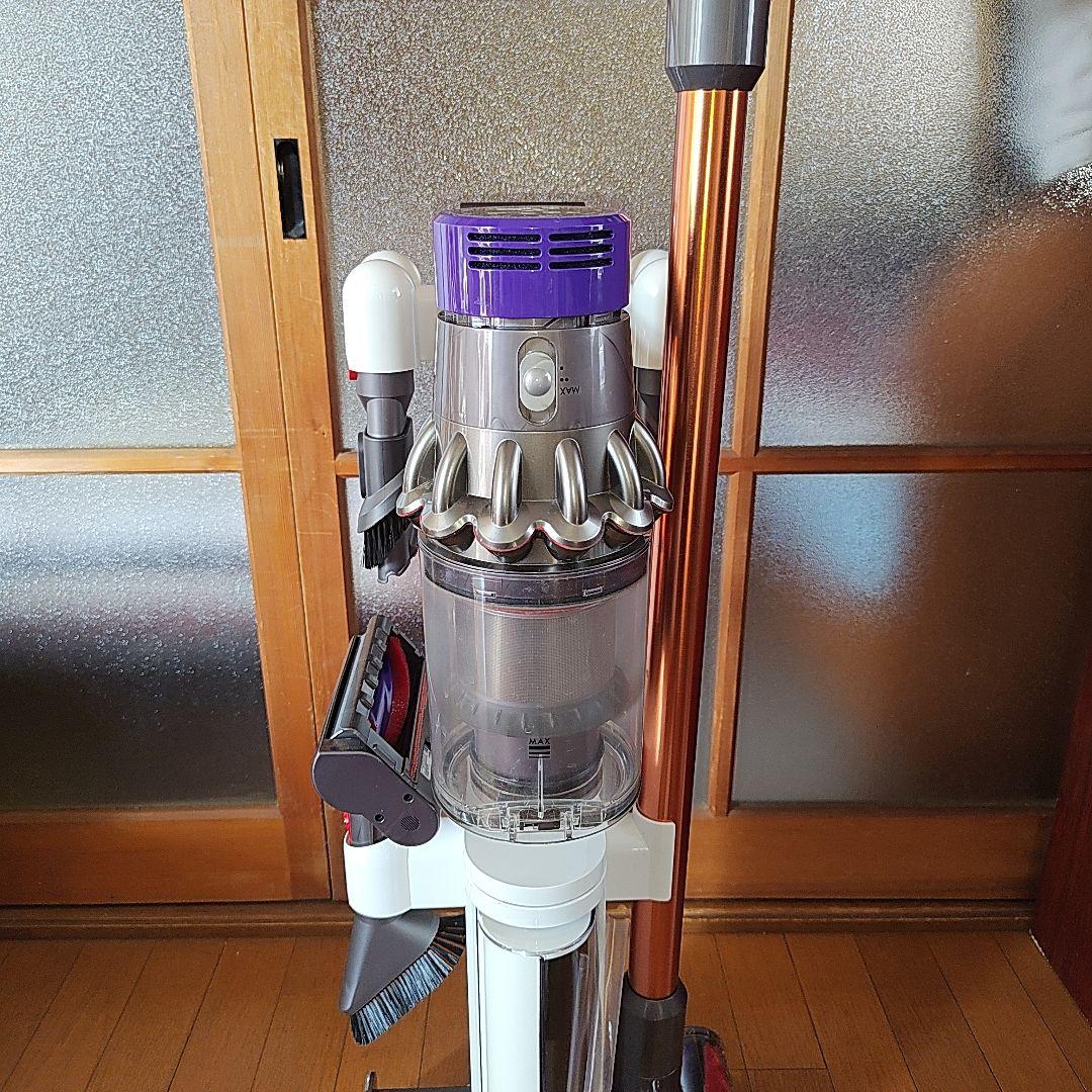 dyson v10 SV12 コードレスクリーナー本体 純正スタンド付き