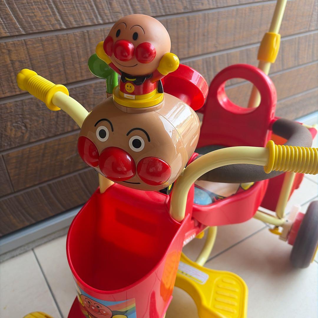 ☆アンパンマン 三輪車 赤