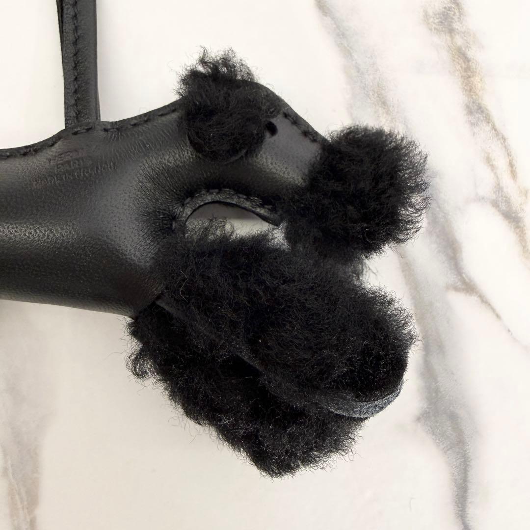 【新品未使用】エルメス バディ チャーム ブラック ムートン W刻印