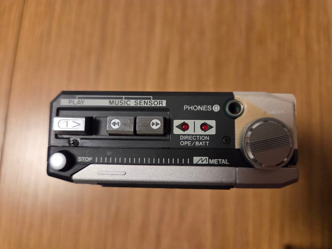 【ジャンク】AIWA HS-J7 カセットプレーヤー 本体・カバー・説明書