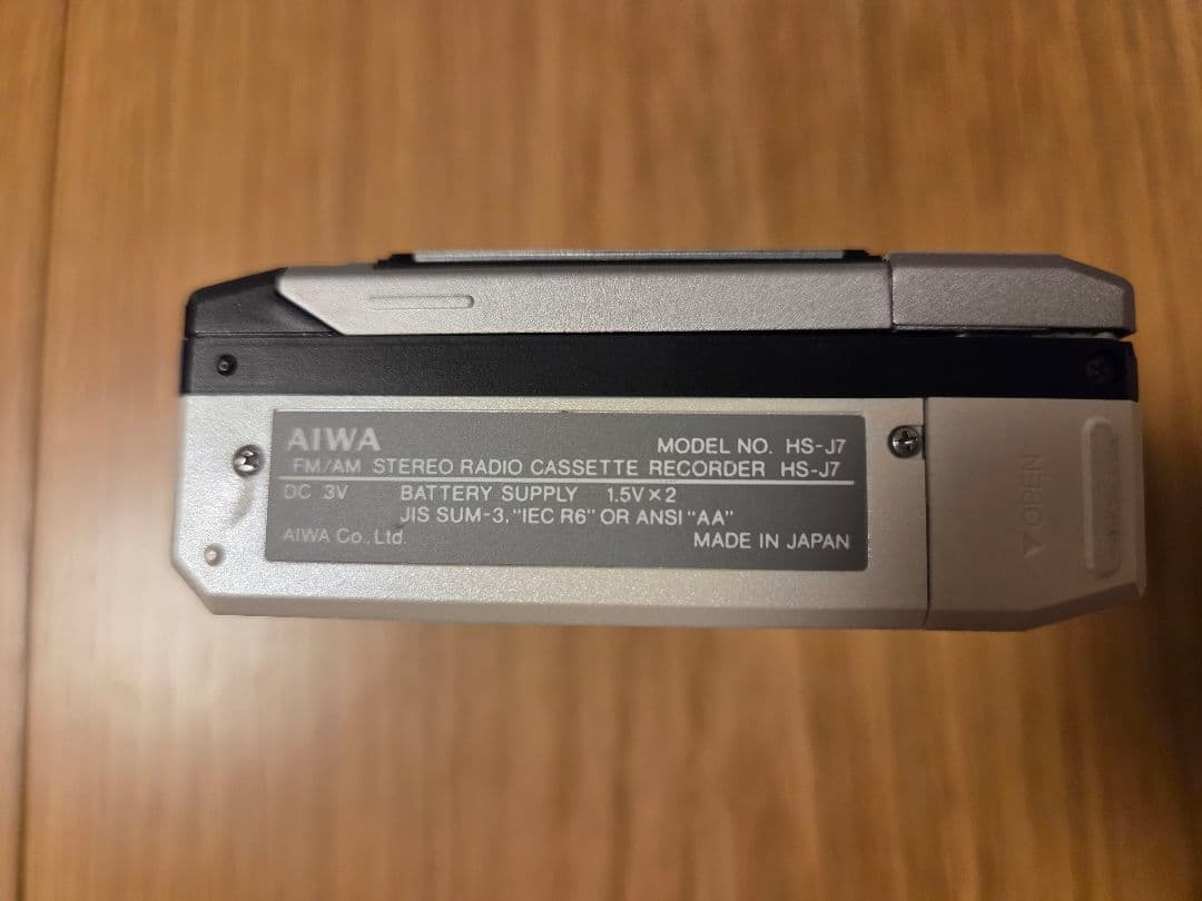【ジャンク】AIWA HS-J7 カセットプレーヤー 本体・カバー・説明書