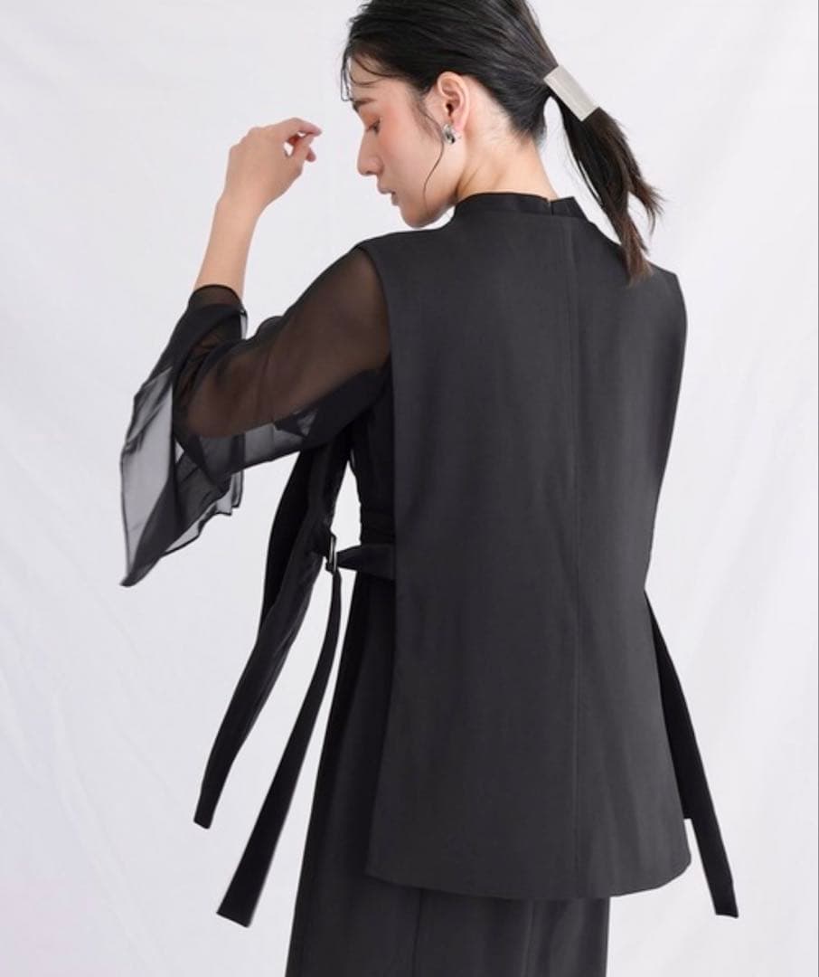 新品 シースルー パーティードレス ジレ付き