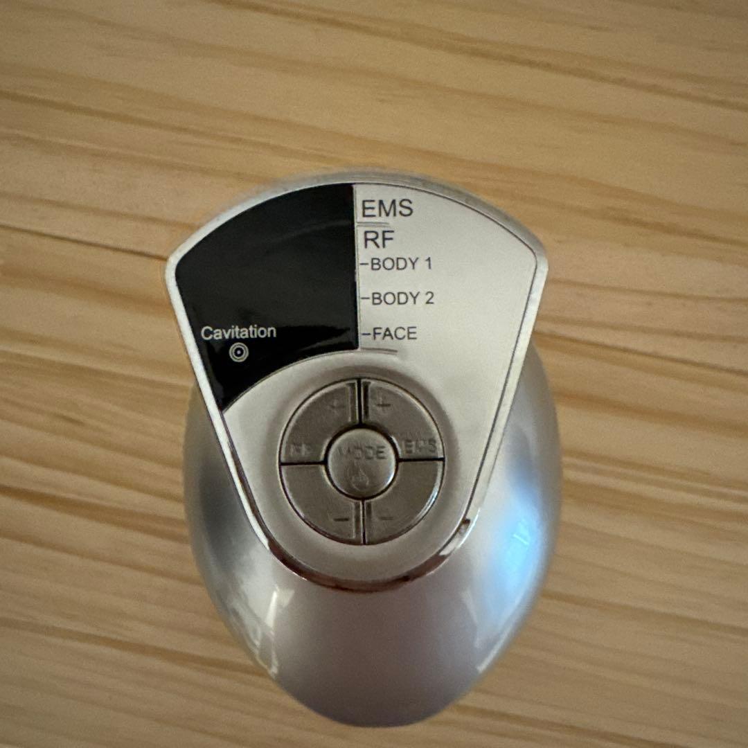 ⭐︎YA-MAN⭐︎ EMS RF 美顔器 （本体とジェル付き）