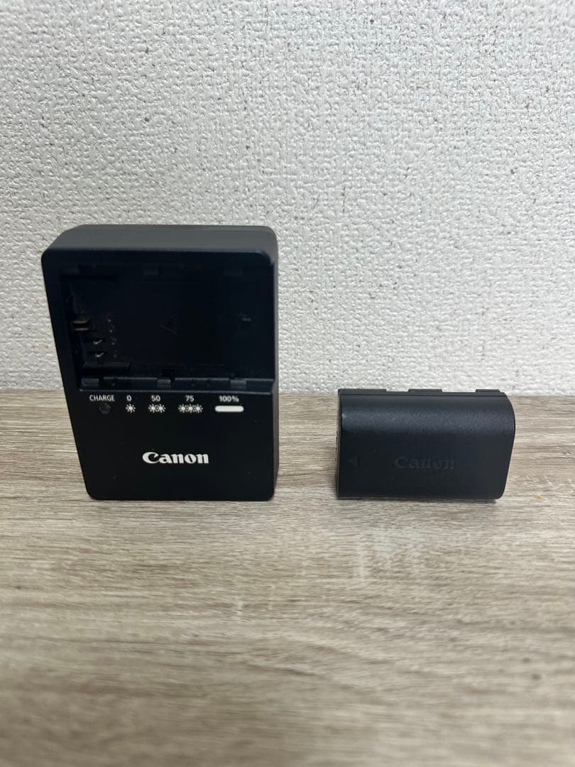 Canon EOS 80D ダブルズームキット