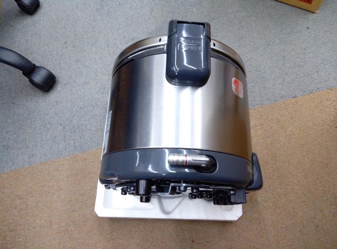 【未使用品】リンナイ ガス炊飯器 RR-035GS-C