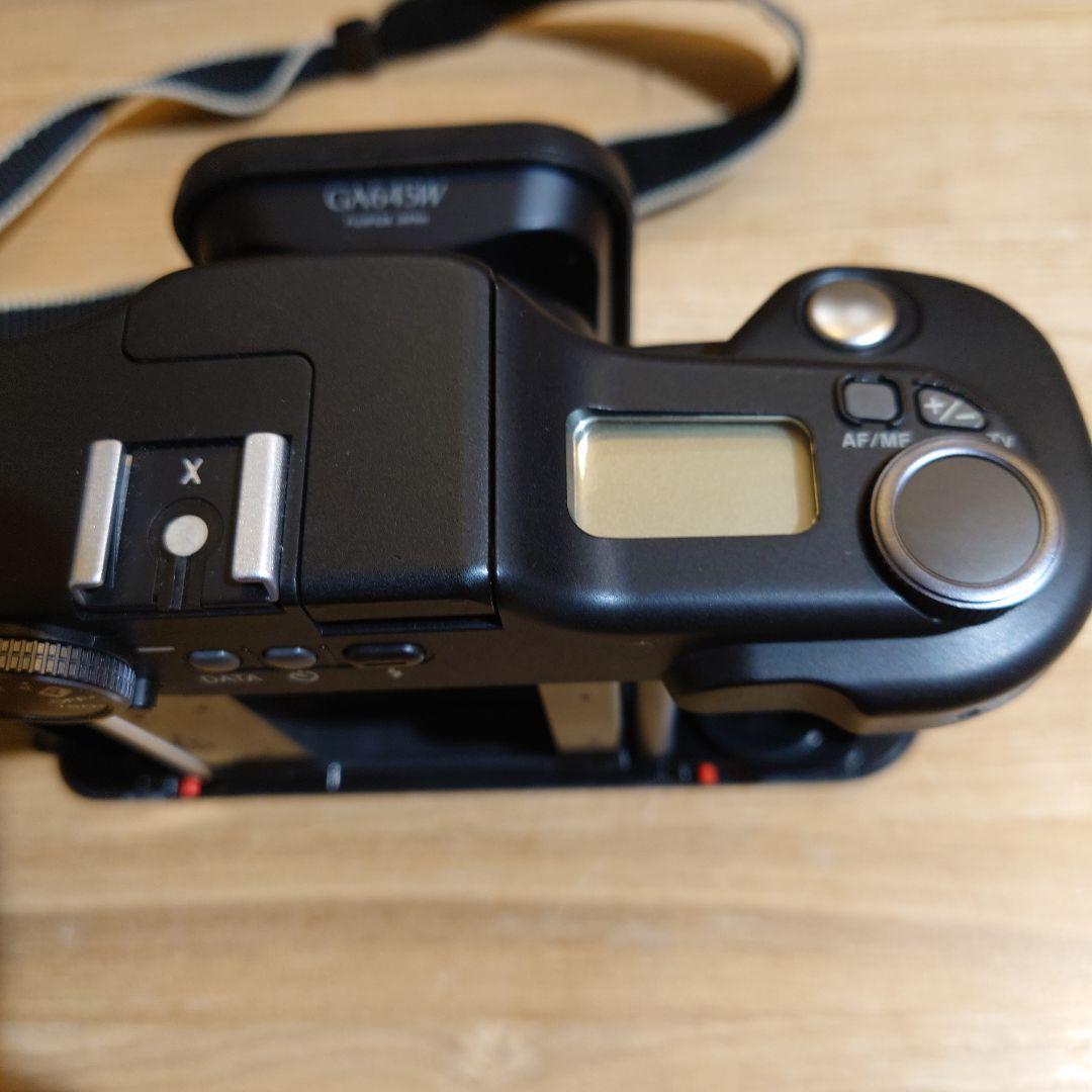 フジフイルム　GA645wi　フード+カバー付き