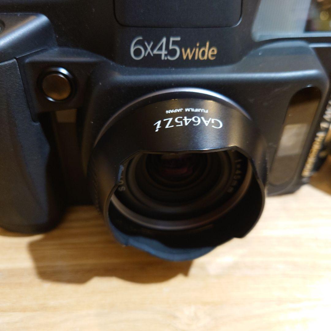 フジフイルム　GA645wi　フード+カバー付き