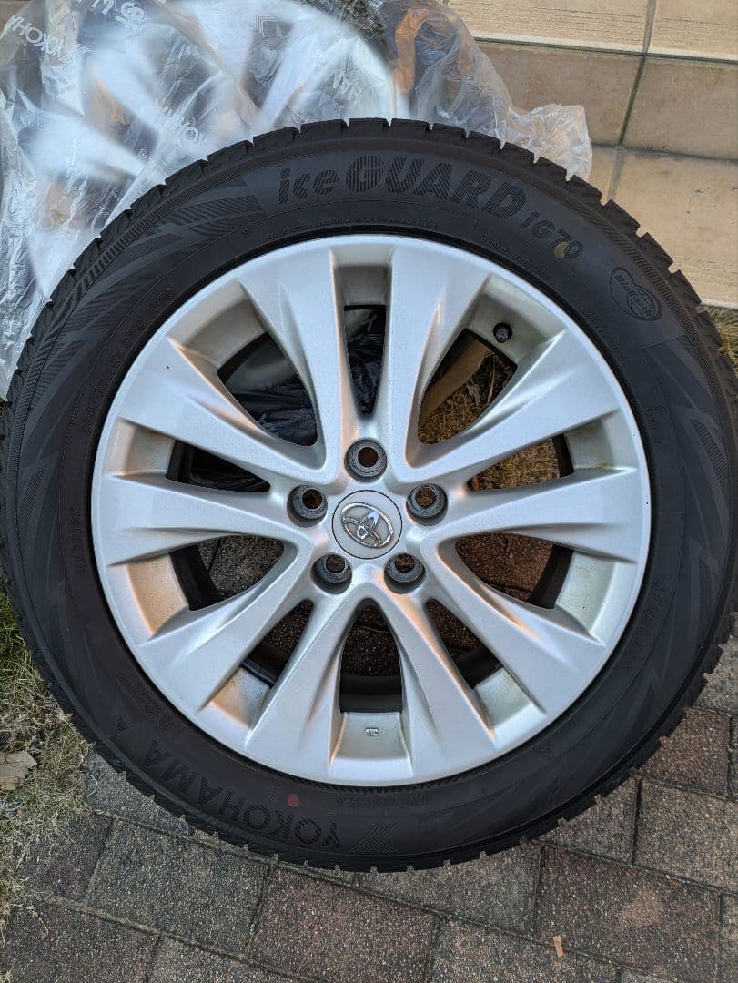 20系ヴェルファイア　18インチホイール付スタッドレスタイヤ 235/50R18