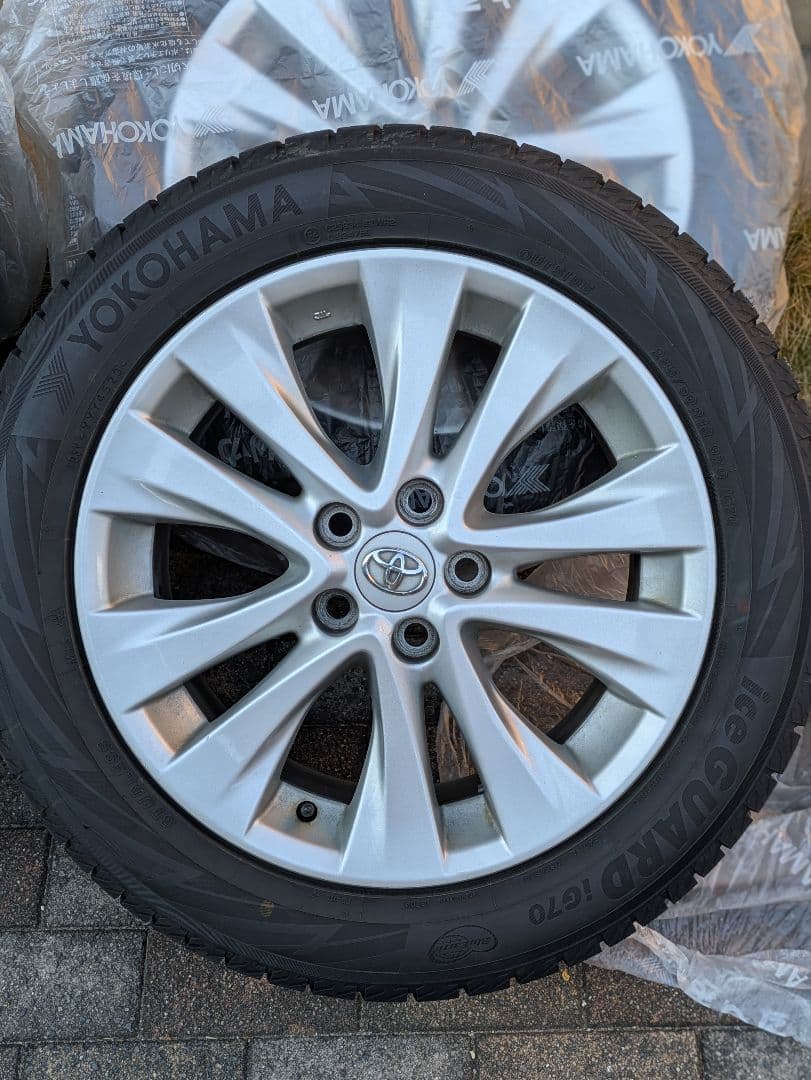 20系ヴェルファイア　18インチホイール付スタッドレスタイヤ 235/50R18