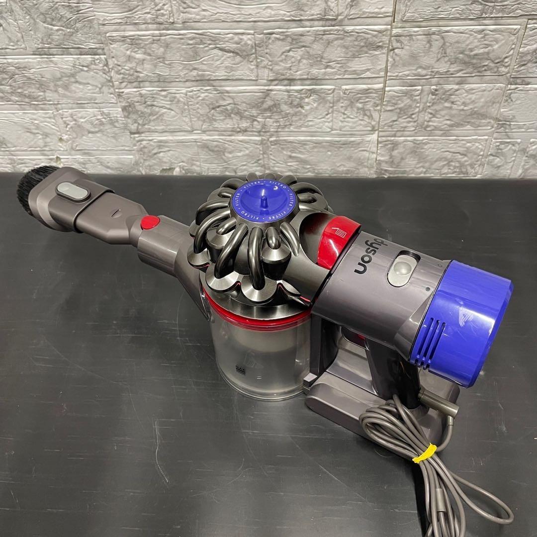 641 送料無料 Dyson V7 Fluffy コードレススティッククリーナー