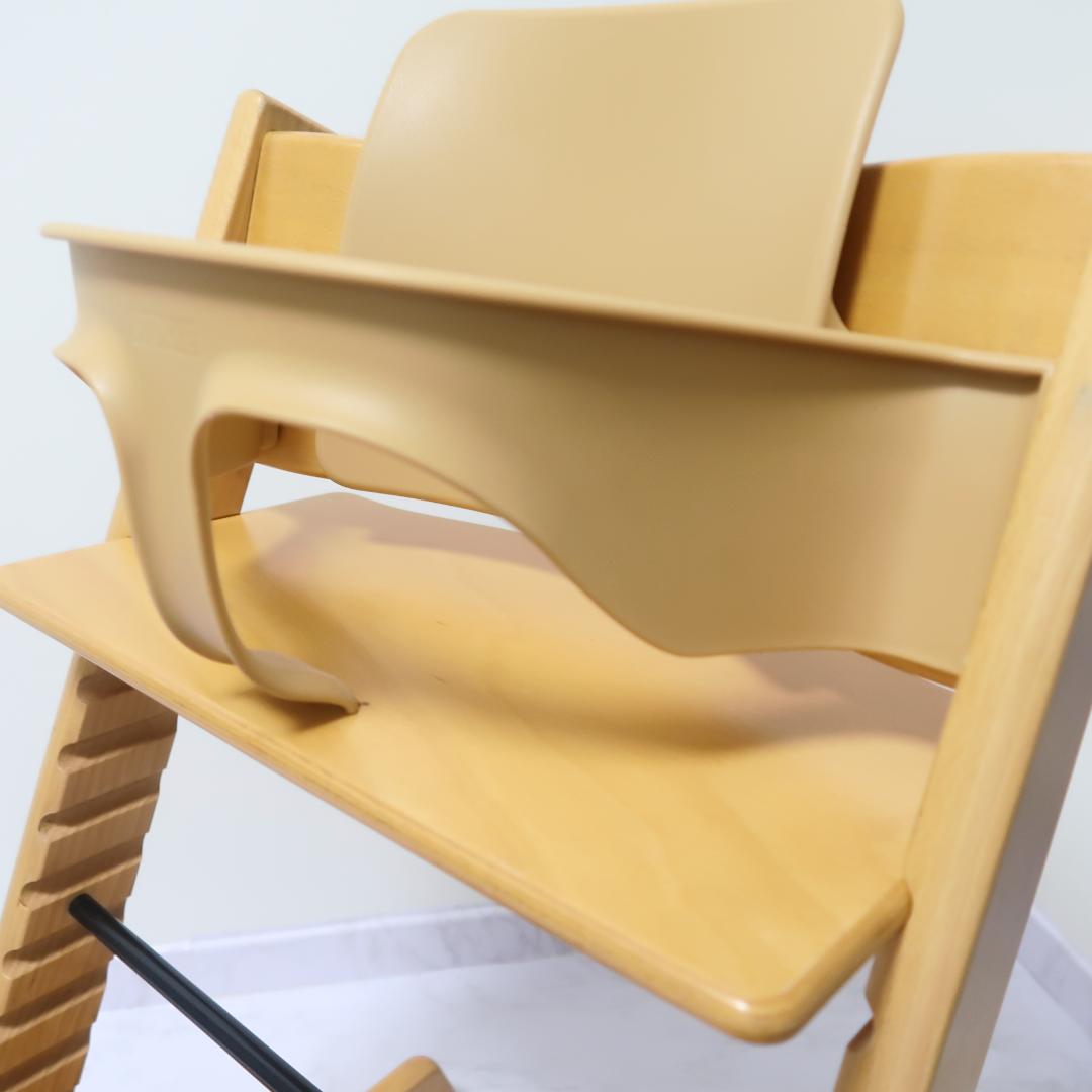 人気　ストッケ トリップトラップ　ナチュラル　シリアル2 ベビーセット付き