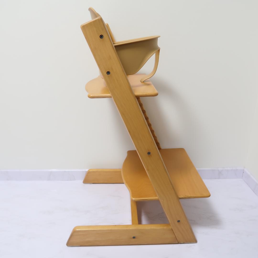 人気　ストッケ トリップトラップ　ナチュラル　シリアル2 ベビーセット付き