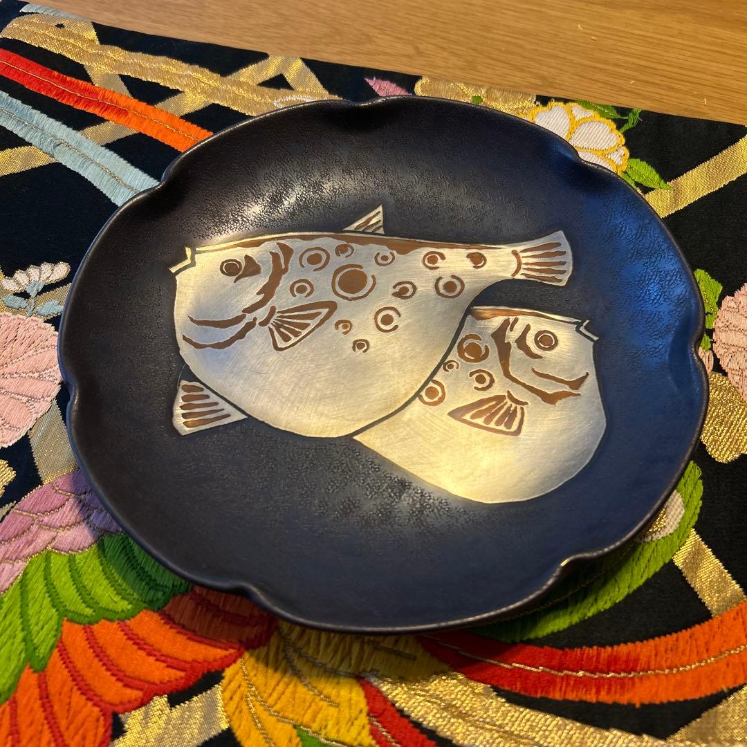 銅製　菓子皿　鎚起銅器　金属工芸品　ふぐ模様