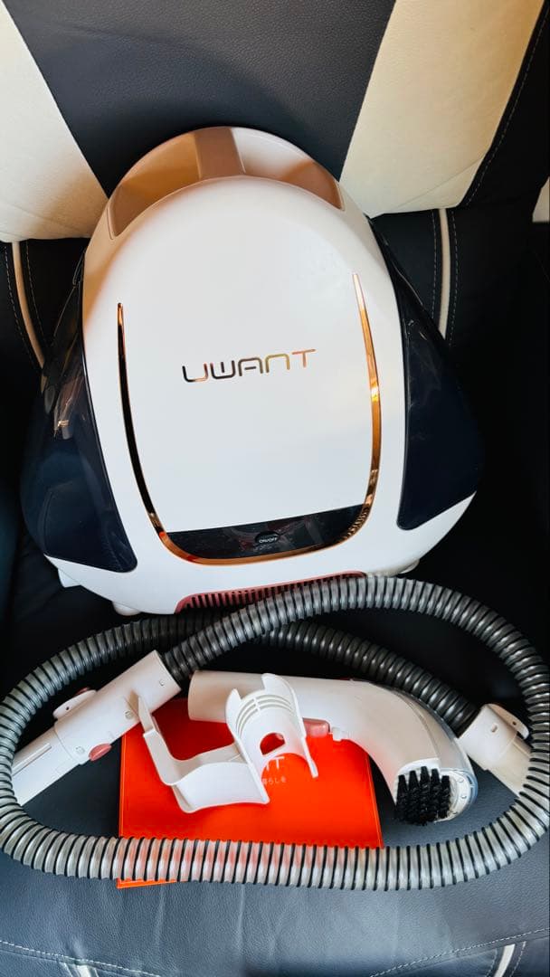 【値下げ】 UWANT 自動洗浄 カーペットクリーナー B100-S ホワイト
