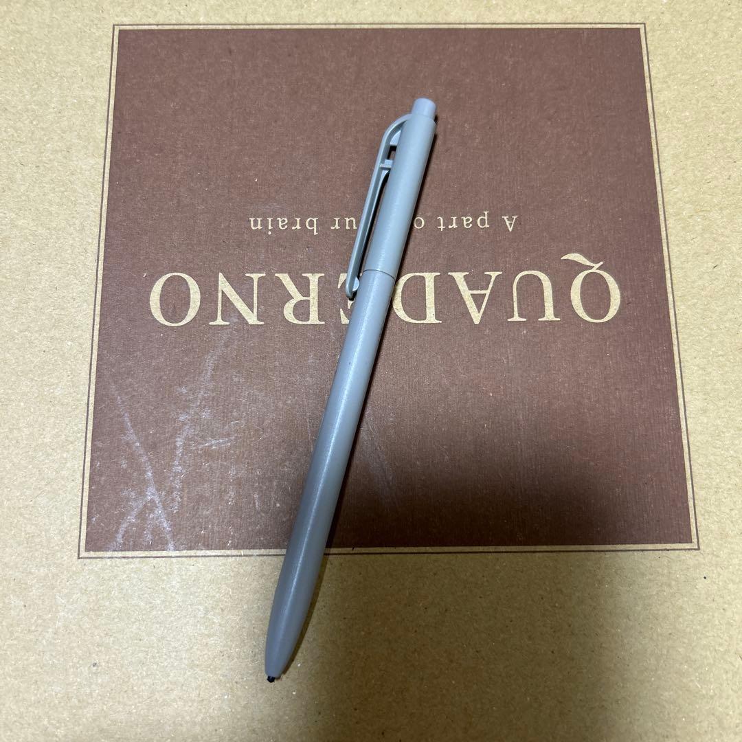 クアデルノ　A4