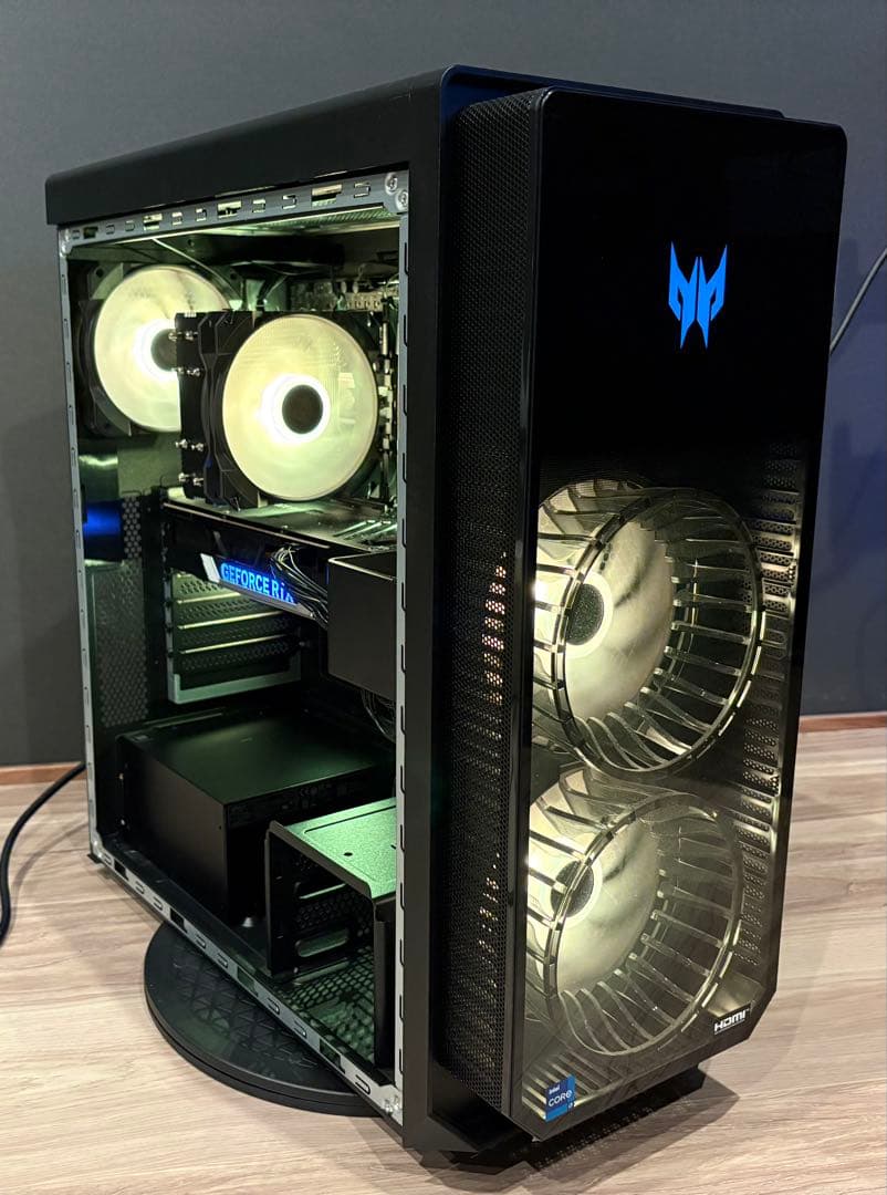 SSD追加　RTX4080 Predator　i7 13700F　ゲーミングPC