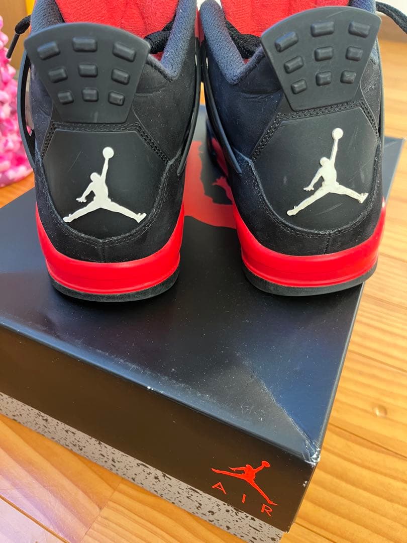 Jordan 4 \"Red Thunder/Crimson\"そうた