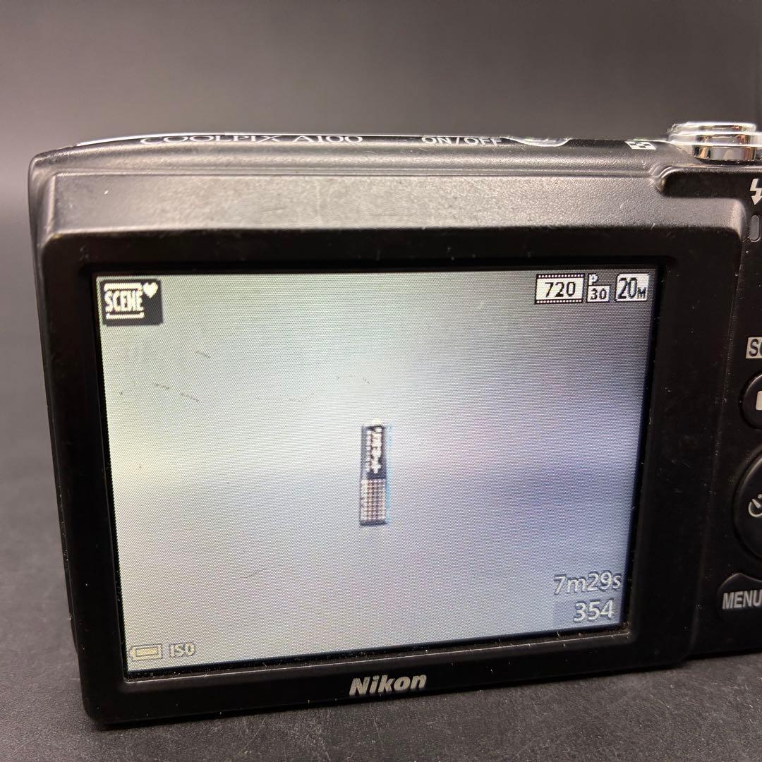 ニコン Nikon COOLPIX A100 動作品　デジカメ　クールピクス