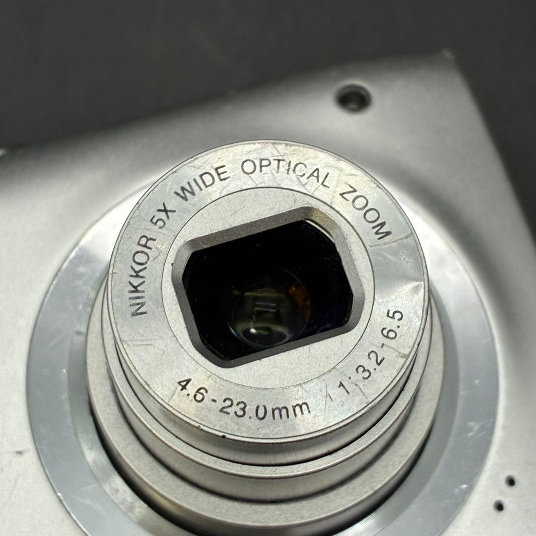 ニコン Nikon COOLPIX A100 動作品　デジカメ　クールピクス