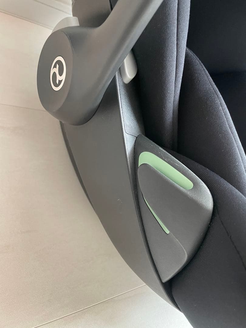 Cybexサイベックス　クラウドG-i Size＋ベースG＋アダプターセット